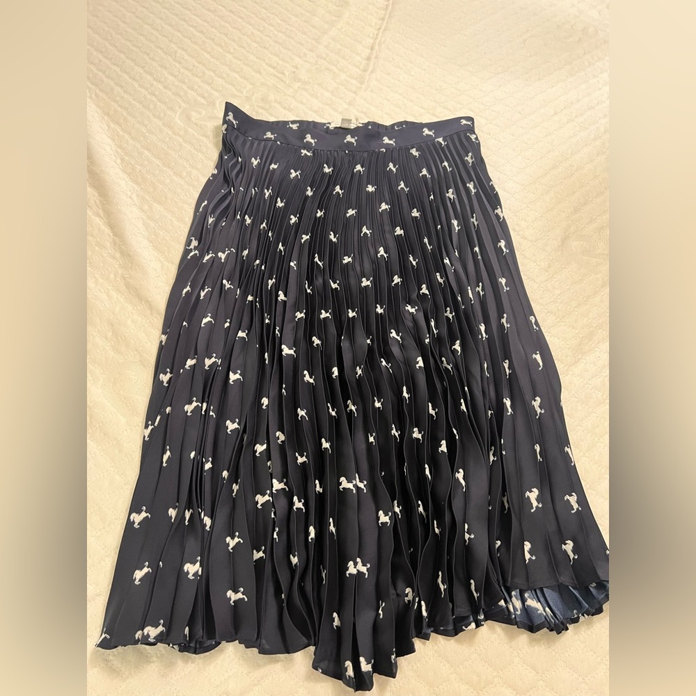 Women’s Navy Pleated Midi Skirt with White Print